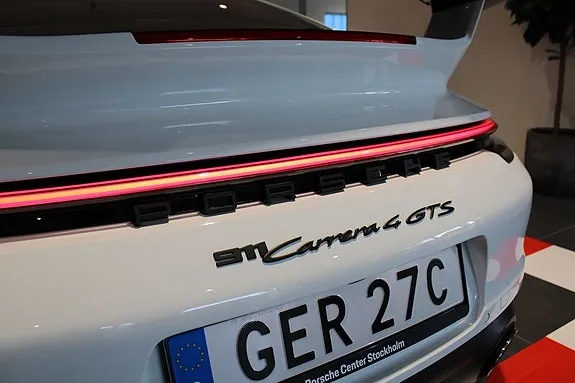 Porsche 911 Carrera 4 Gts 2022 photo 4