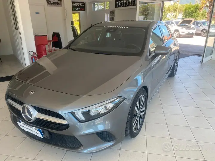 Mercedes-Benz A 160