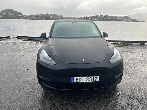 Tesla Model Y 2021 photo 4