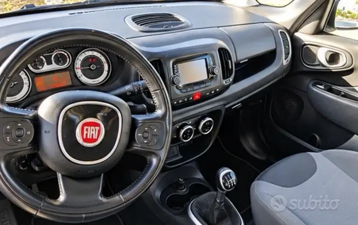 Fiat 500L 2015 photo 3
