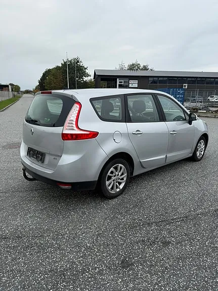 Renault Grand Scenic Iii 2012 photo 3