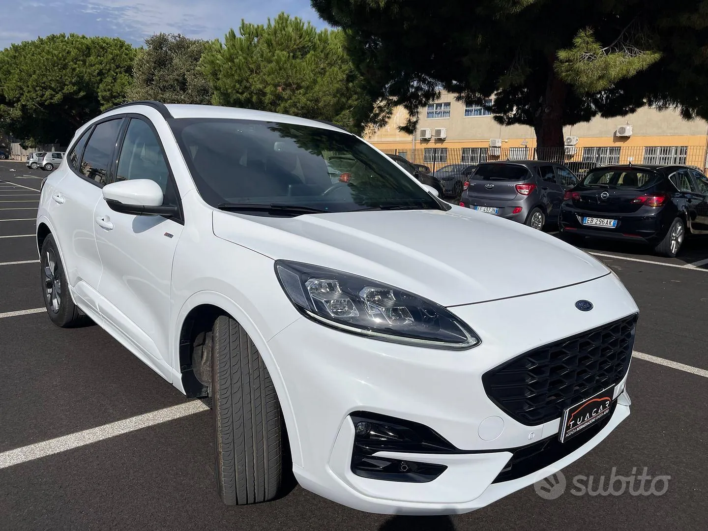 Ford Kuga 2023 photo 2