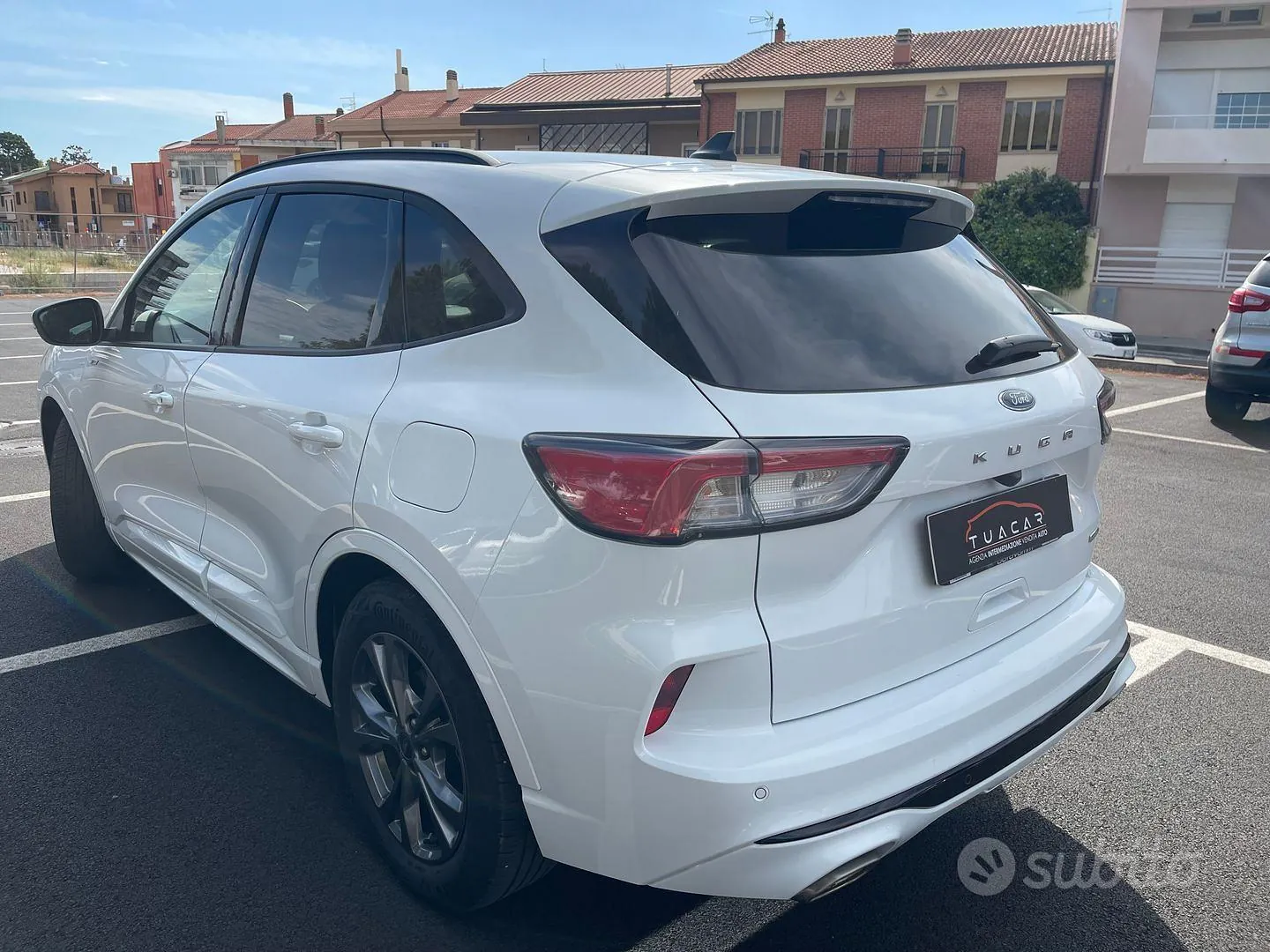 Ford Kuga 2023 photo 4