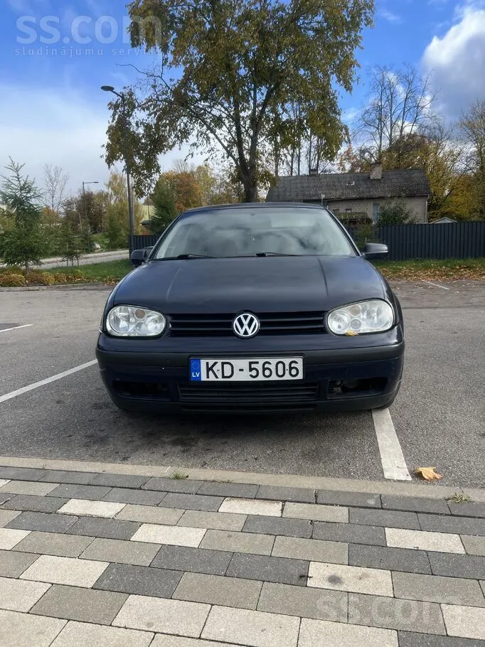Volkswagen Golf 4 1998 photo 4