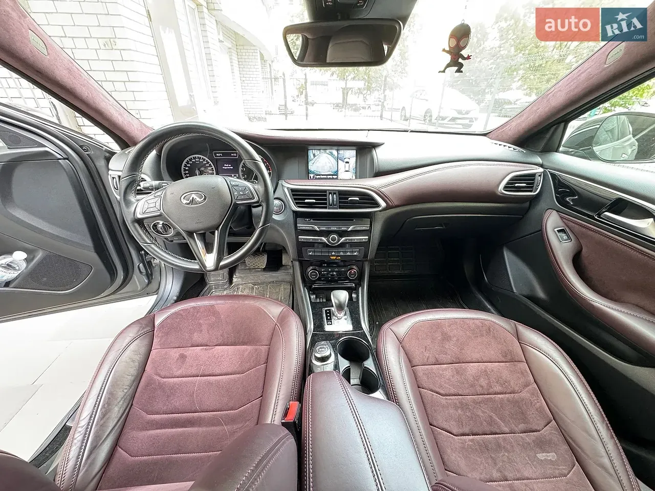 Infiniti Qx30