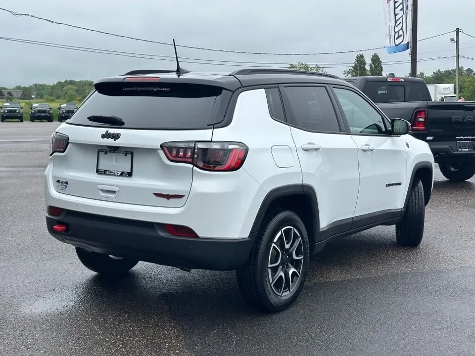 Jeep Compass 2024 photo 3