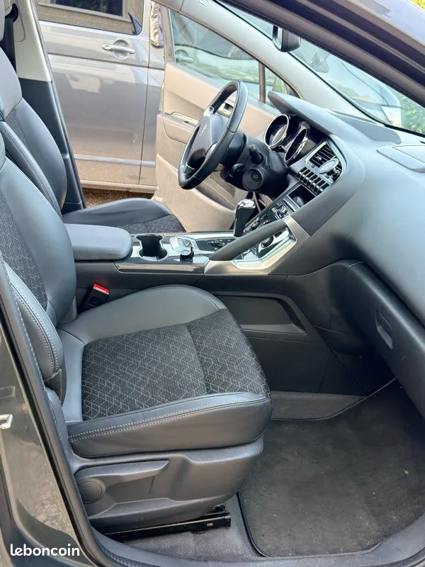 Peugeot 3008 2015 photo 4