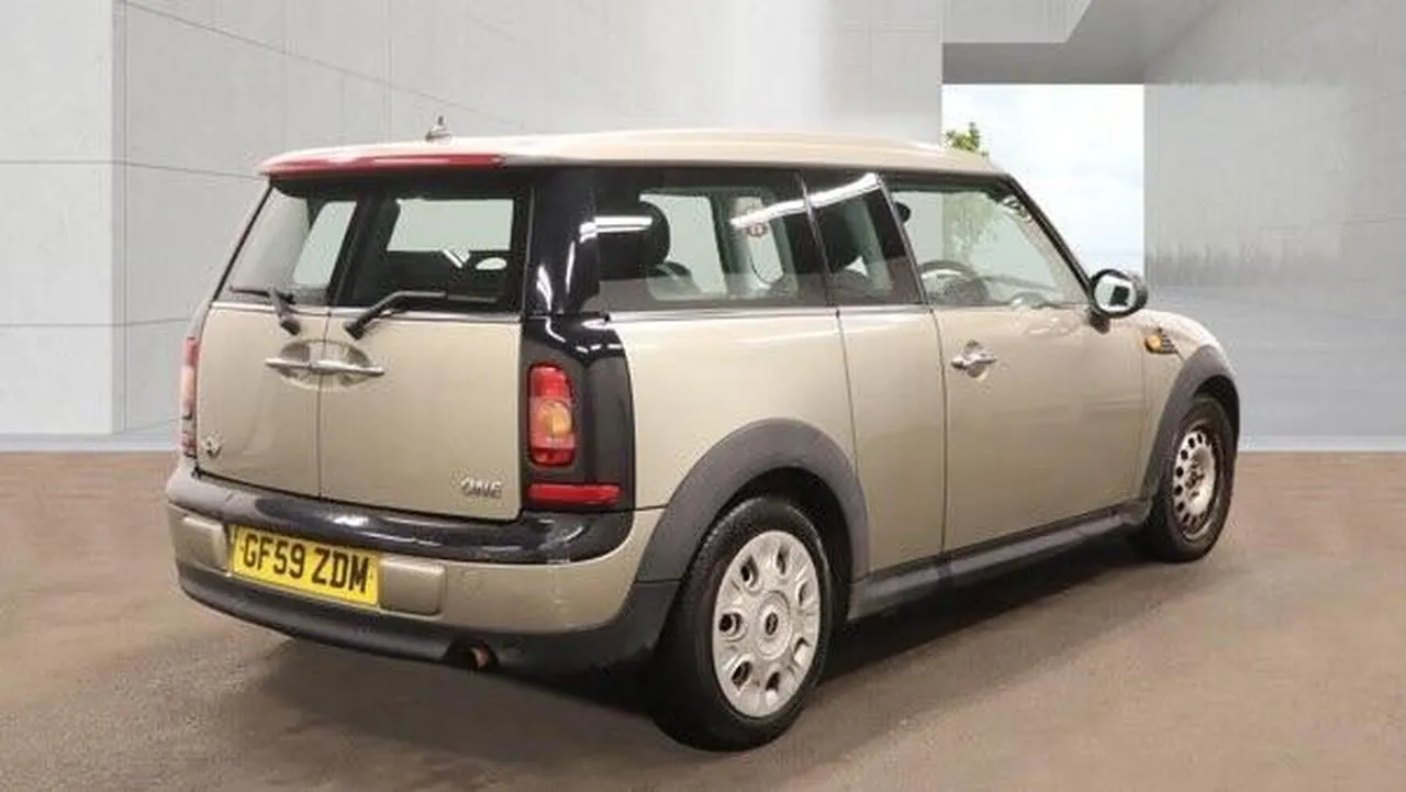 Mini Clubman 2009 photo 2