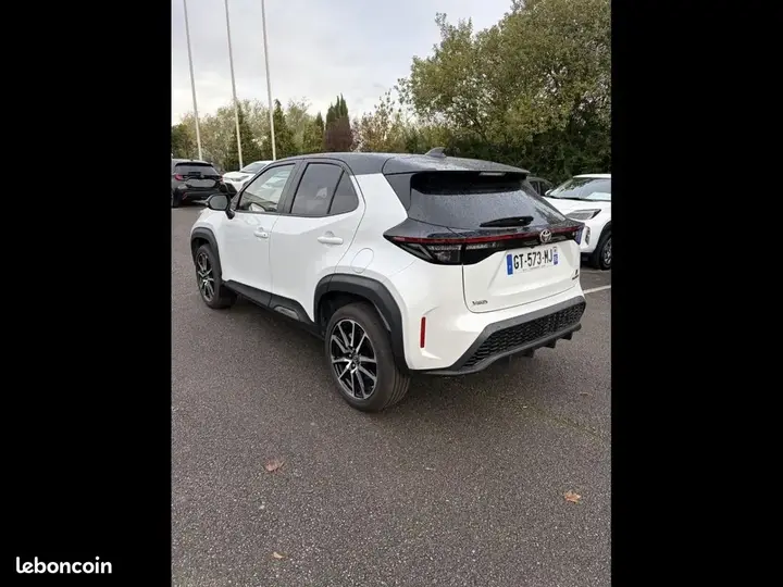 Toyota Yaris Cross 2024 photo 2