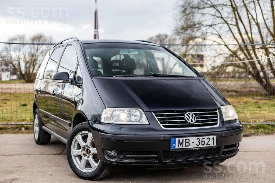 Volkswagen Sharan 2006 photo 2