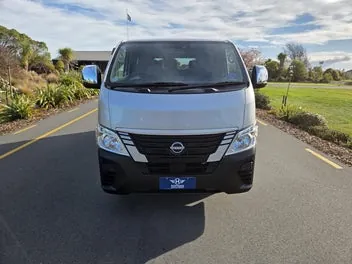 Nissan Nv350 2022 photo 3