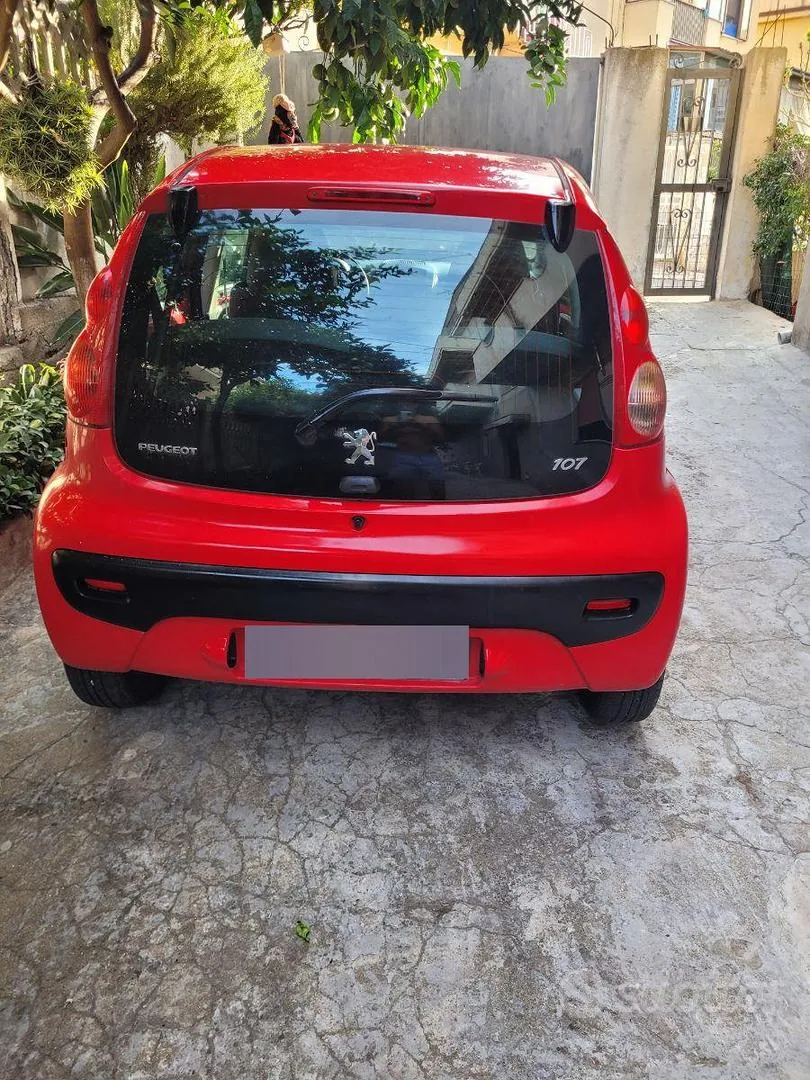 Peugeot 107 2010 photo 4