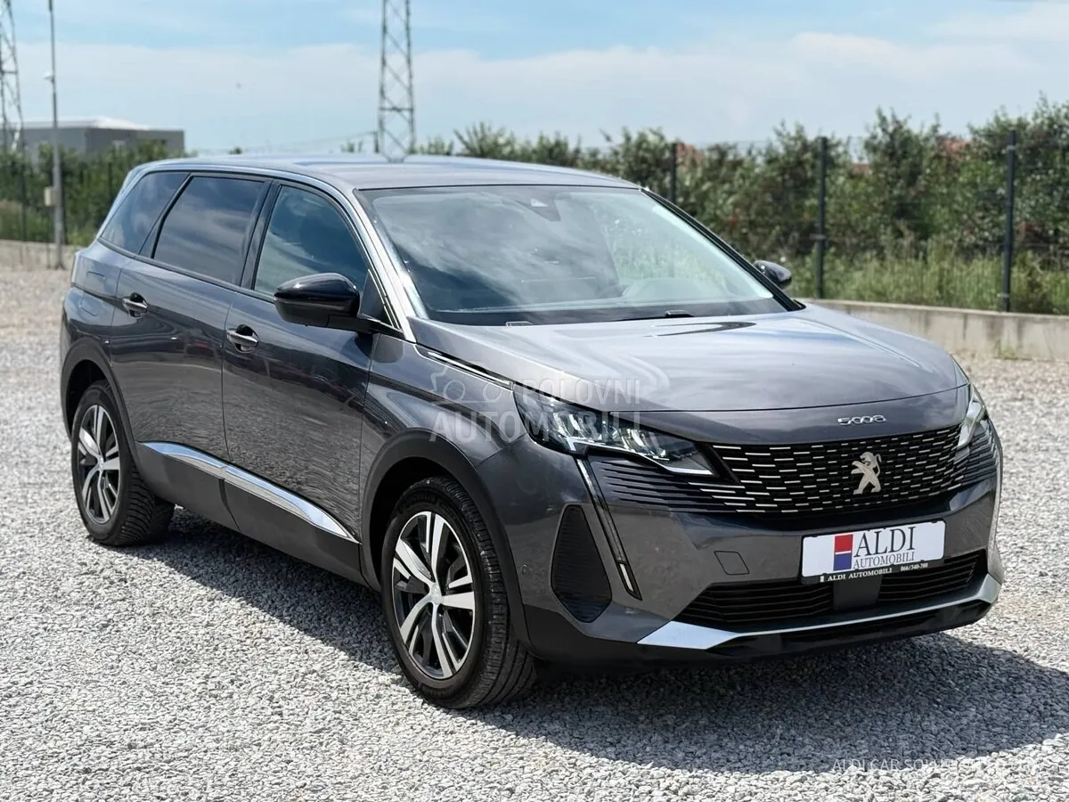 Peugeot 5008 2022 photo 3