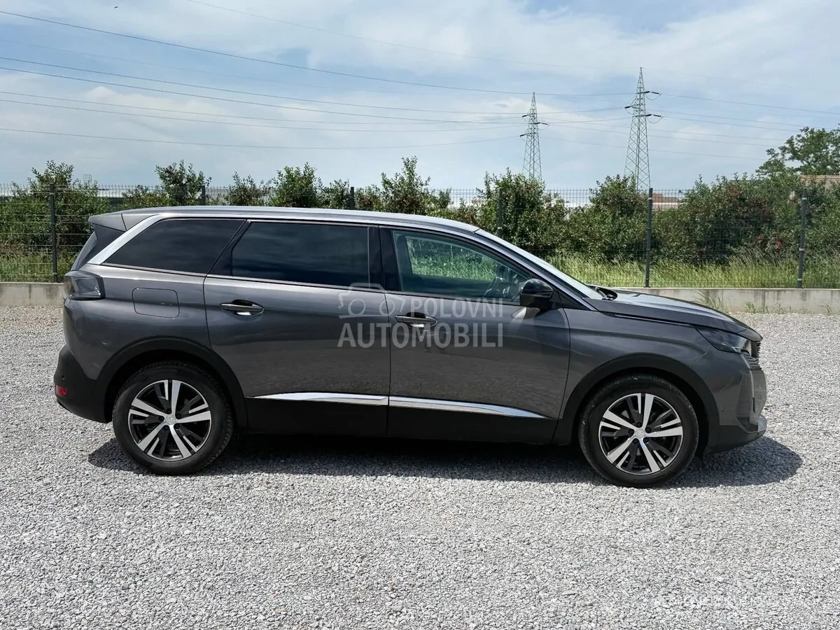 Peugeot 5008 2022 photo 4