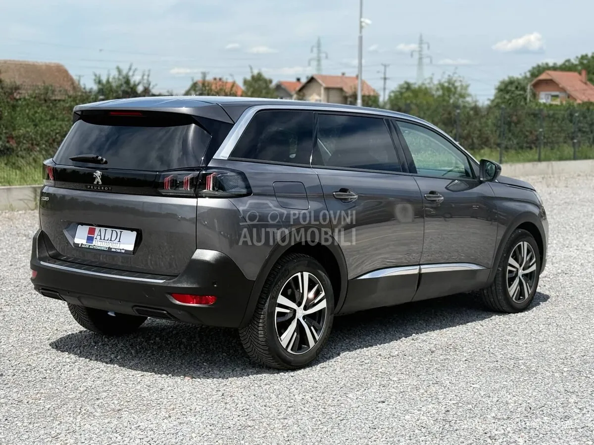 Peugeot 5008 2022 photo 5