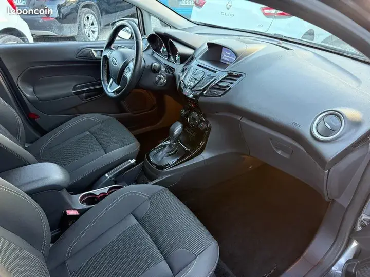 Ford Fiesta 2016 photo 5
