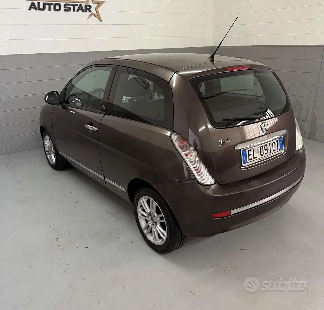 Lancia Ypsilon 2011 photo 5