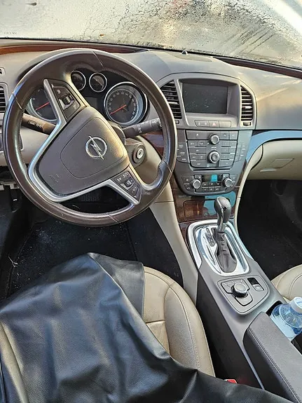Opel Insignia 2011 photo 2