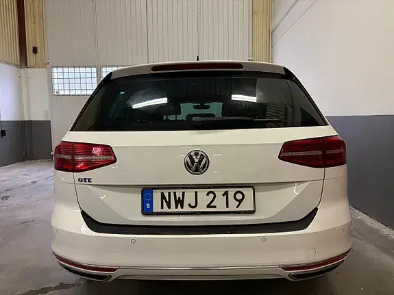 Volkswagen Passat 2017 photo 5