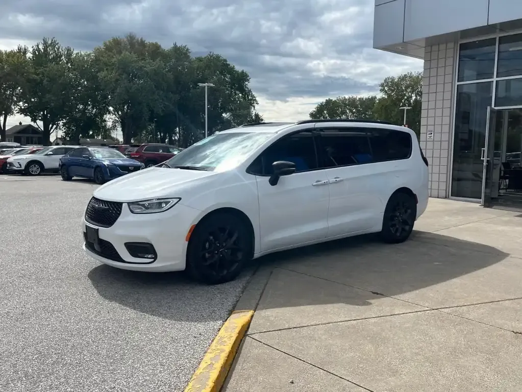 Chrysler Pacifica
