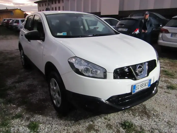 Nissan Qashqai 2011 photo 3