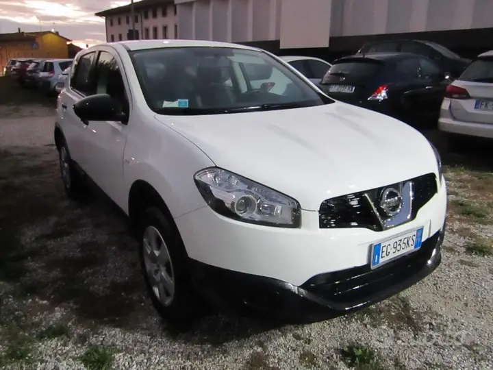 Nissan Qashqai 2011 photo 4