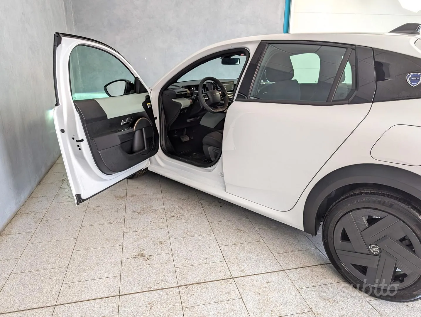 Lancia Ypsilon 2025 photo 4
