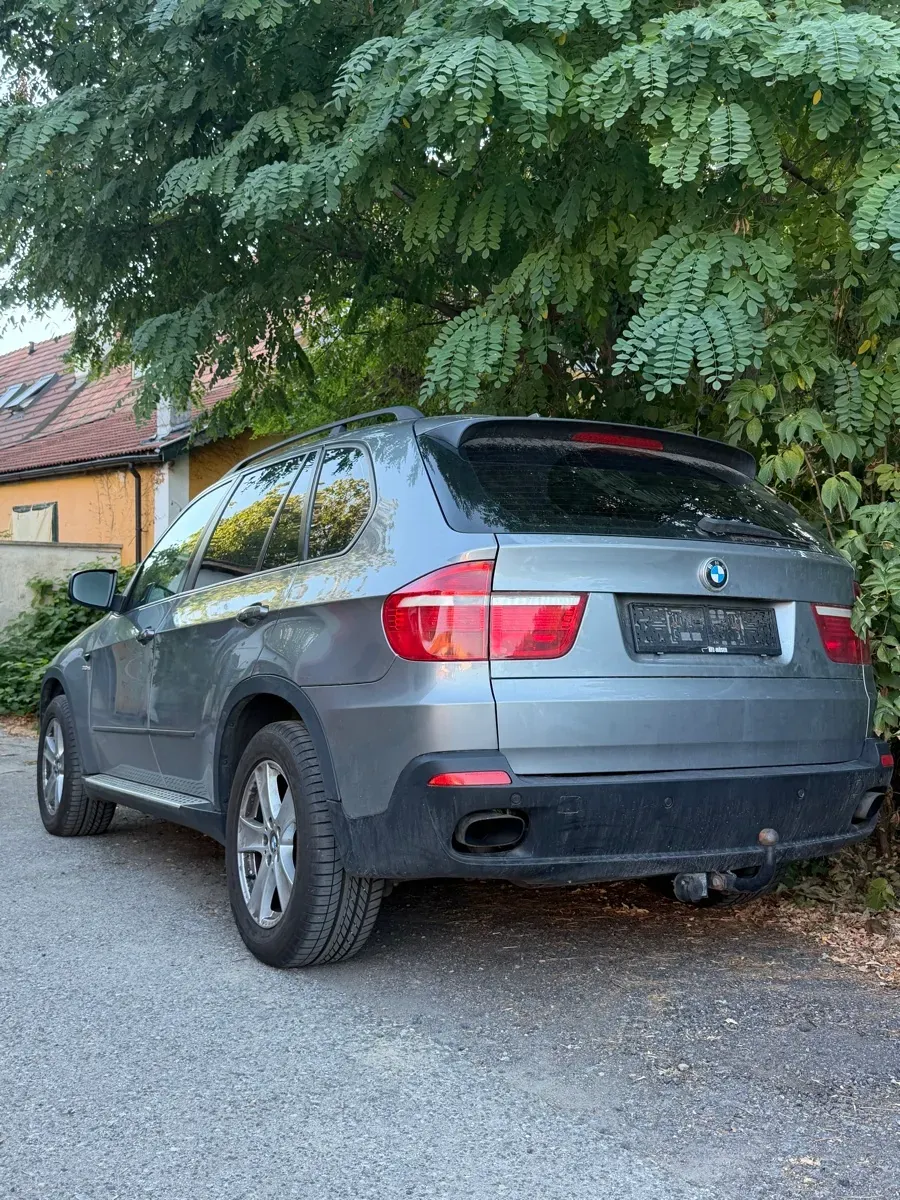 BMW X5 2007 photo 2