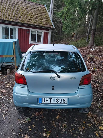 Toyota Yaris 2003 photo 3