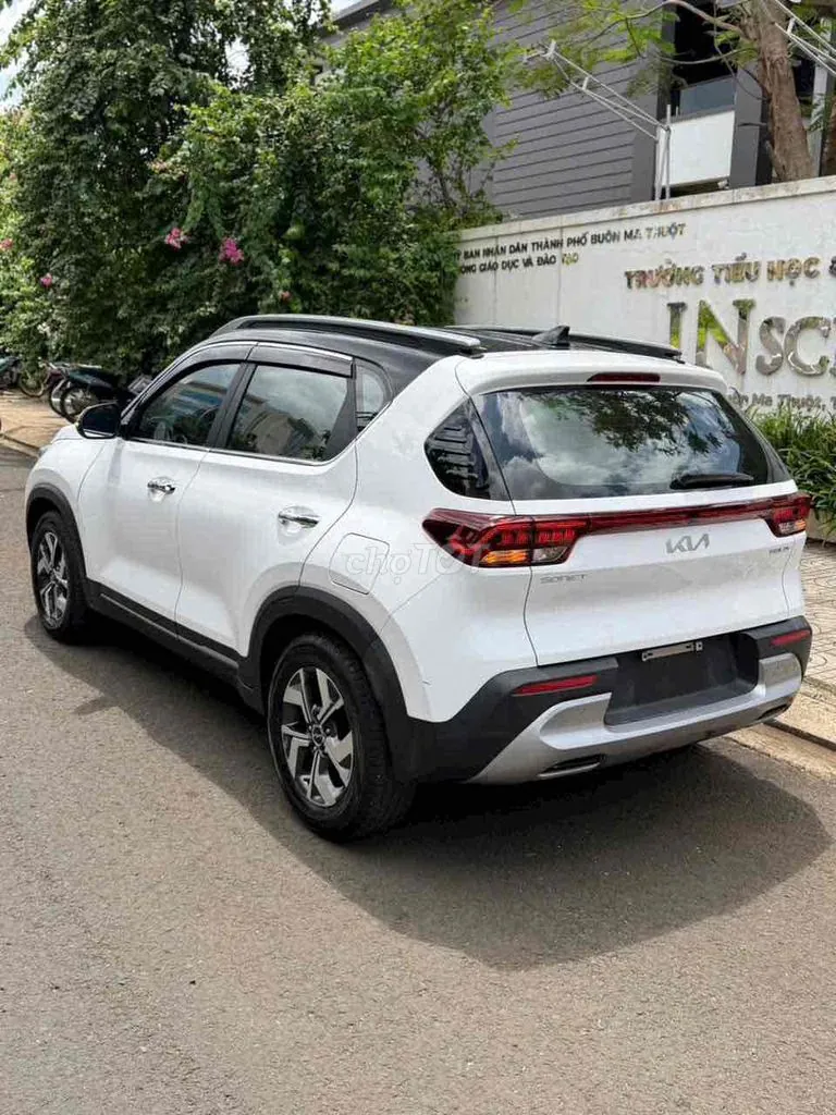 Kia Sonet 2023 photo 2