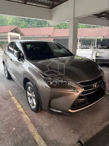 Lexus Nx200
