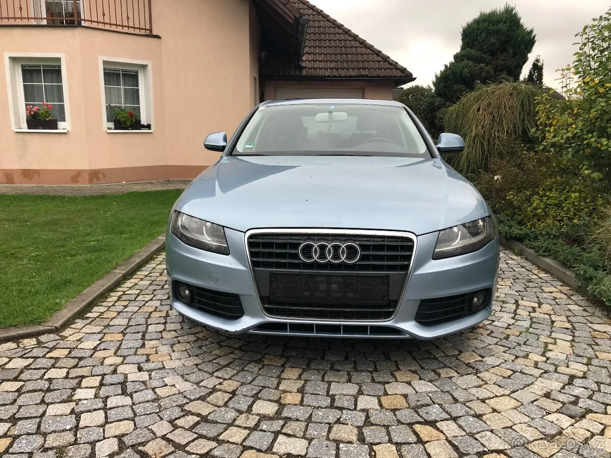 Audi A4 2008 photo 2