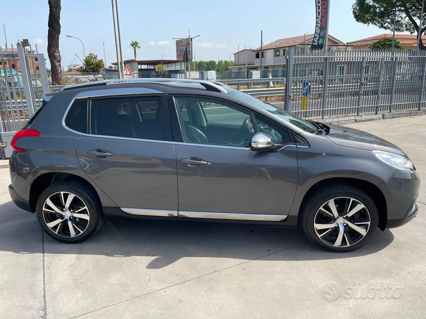 Peugeot 2008 2014 photo 3