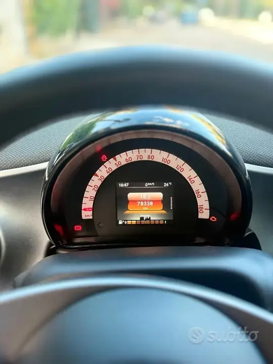 Smart Fortwo 2019 photo 3