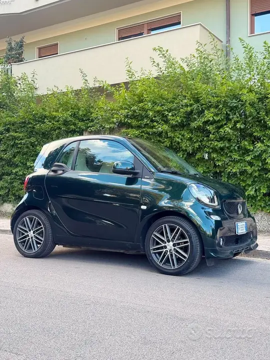Smart Fortwo 2019 photo 2