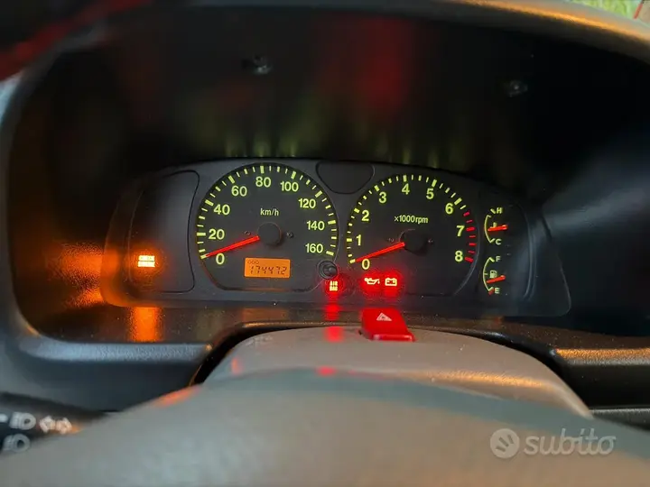 Suzuki Jimny 2000 photo 5