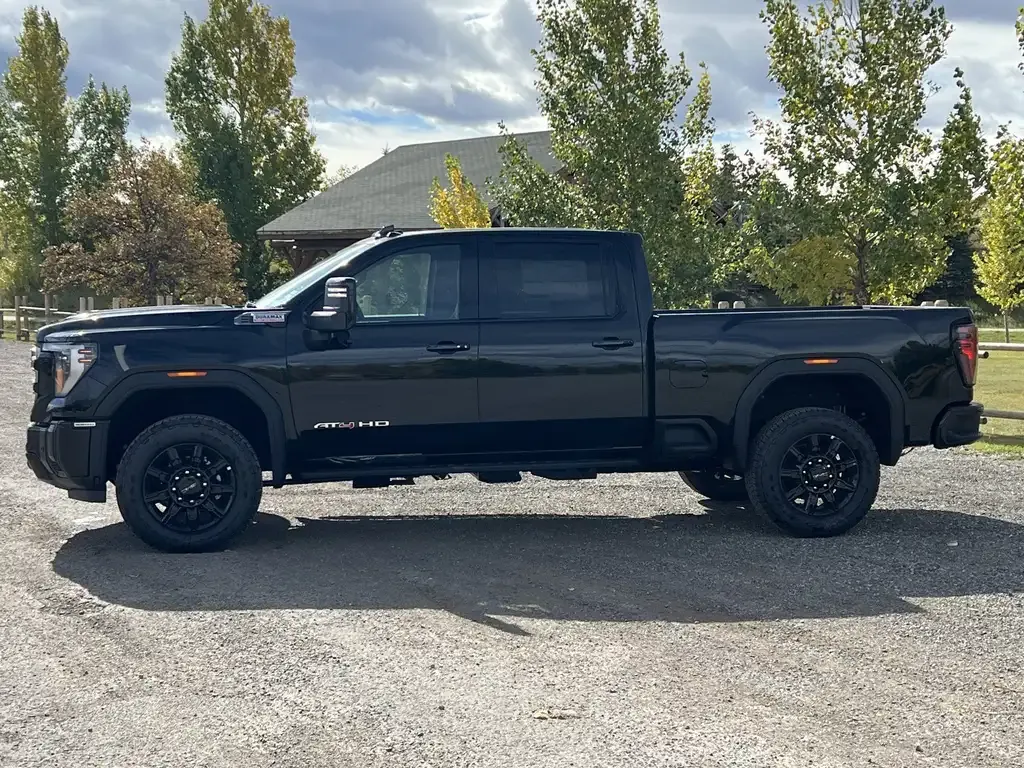 GMC Sierra 3500Hd 2026 photo 5