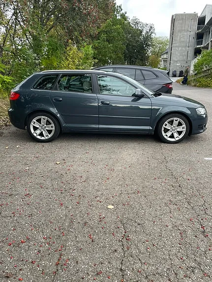 Audi A3 2010 photo 2