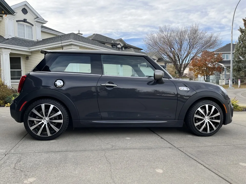 Mini Cooper S 2020 photo 2