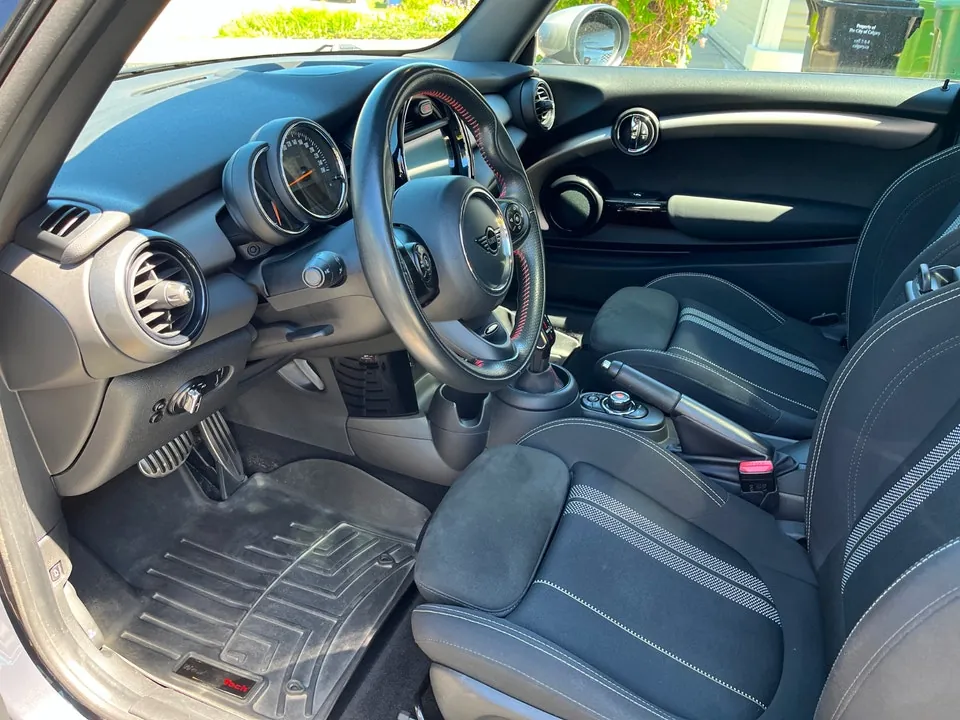 Mini Cooper S 2020 photo 5