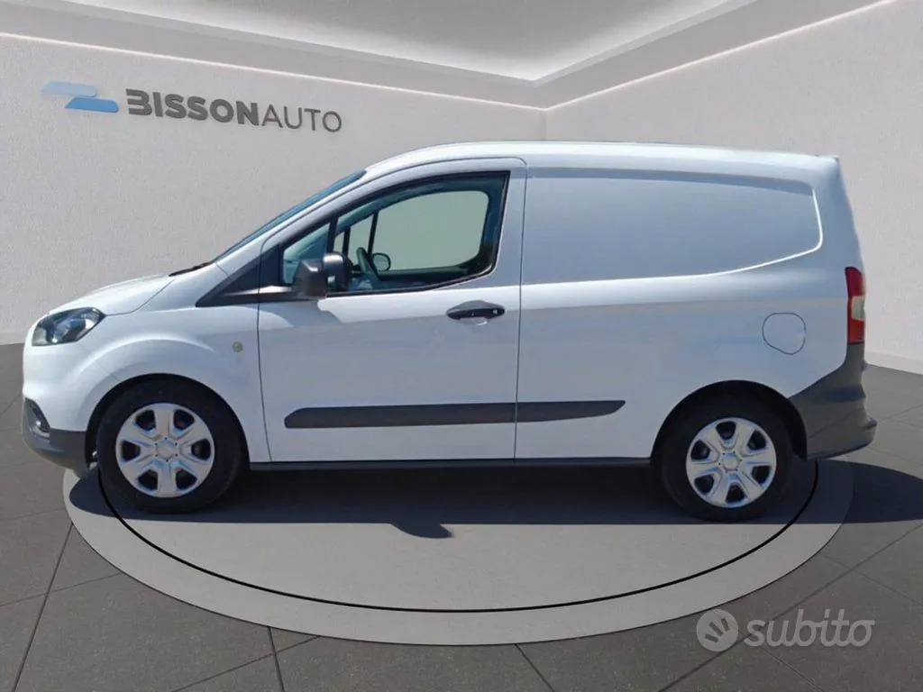 Ford Transit Courier 2022 photo 2