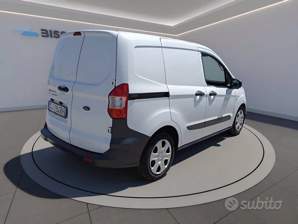 Ford Transit Courier 2022 photo 5