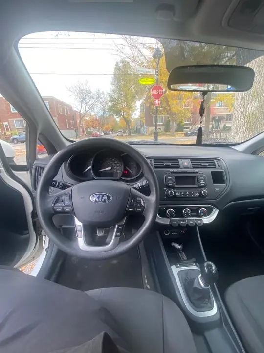 Kia Rio 2013 photo 5