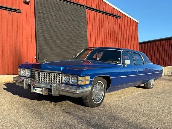 Cadillac Fleetwood 1974 photo 2