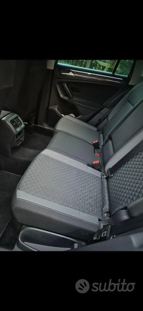Volkswagen Tiguan 2018 photo 2
