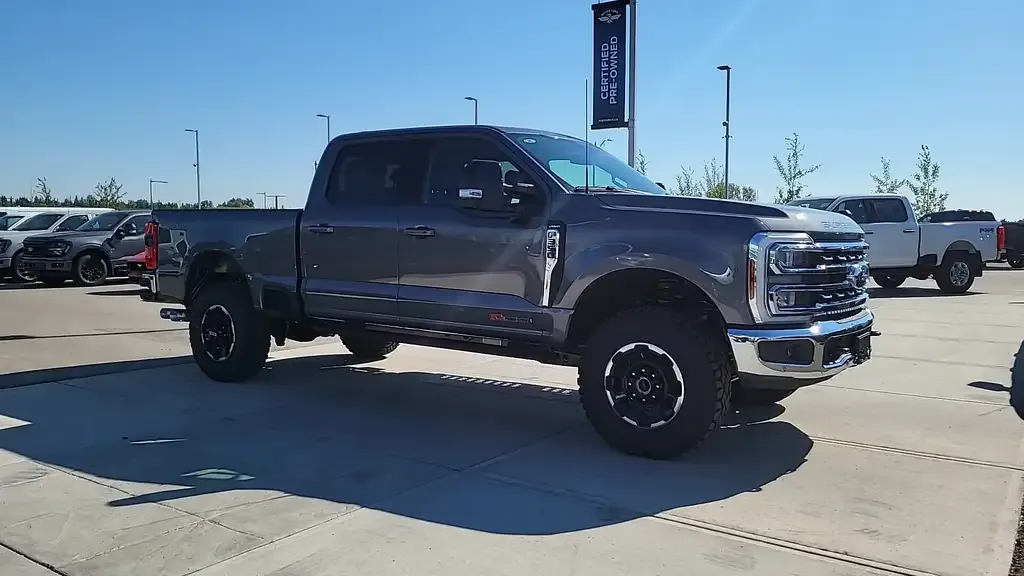 Ford F350 2026 photo 2