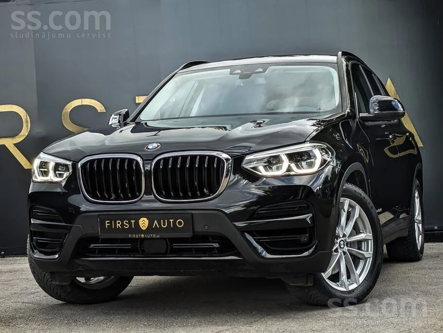 BMW X3 2018 photo 2