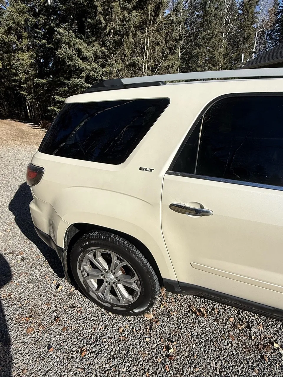 GMC Acadia 2013 photo 3