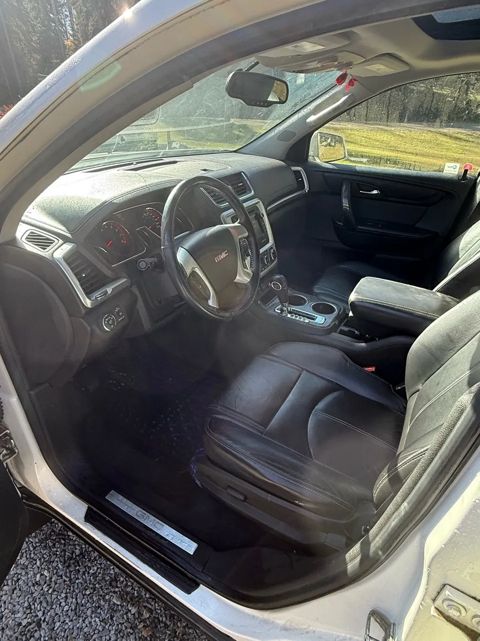 GMC Acadia 2013 photo 5