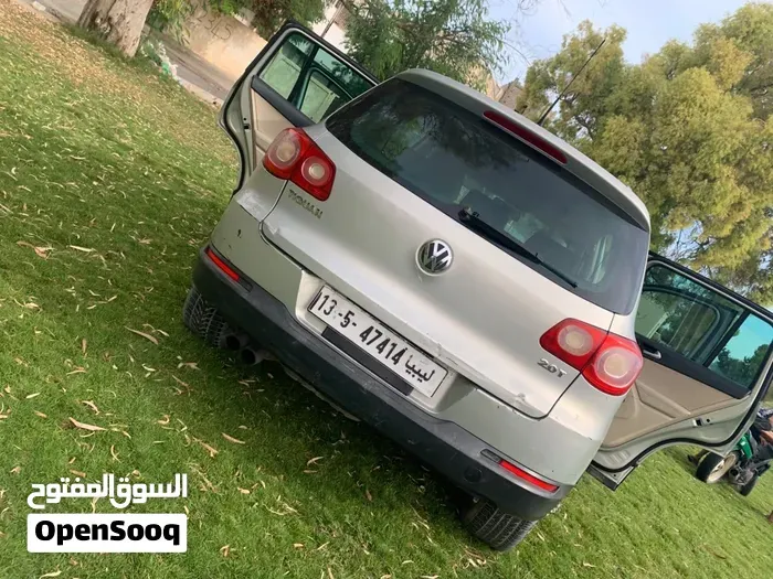 Volkswagen Tiguan 2011 photo 3